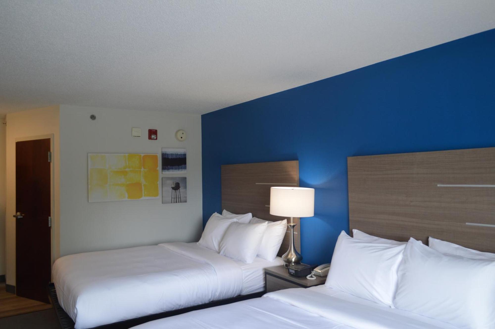 Comfort Inn & Suites Harrisburg-Hershey North 외부 사진