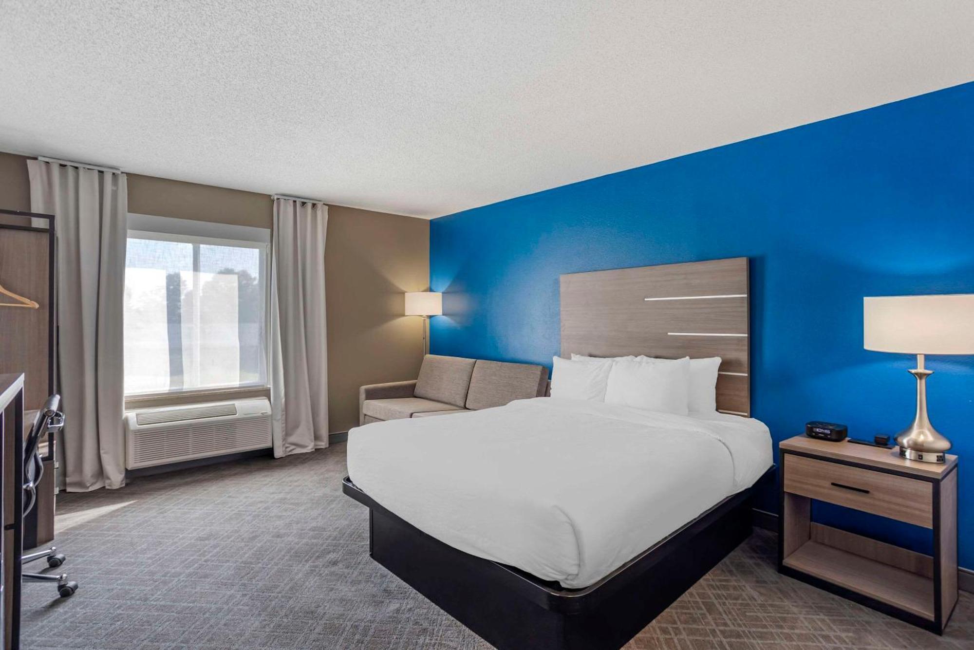 Comfort Inn & Suites Harrisburg-Hershey North 외부 사진